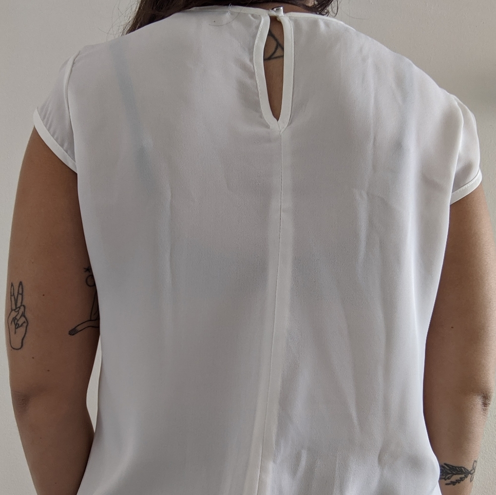 Blouse - Picture 2 of 5